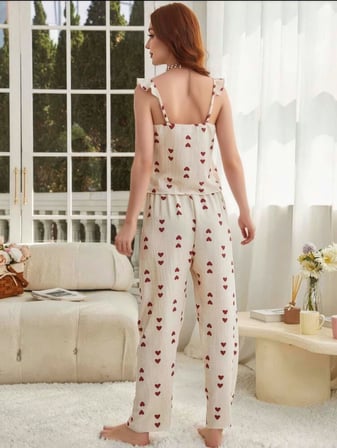 Kadın Ekru Kırmızı Kalp Desenli Yumuşak Pamuklu Uzun Pijama Takımı 5136