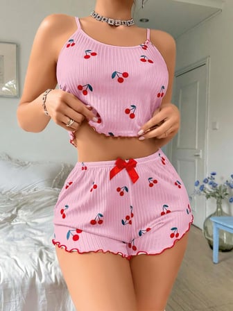 Kadın Pembe Kiraz Desenli Askılı Şortlu Pijama Takım 5044