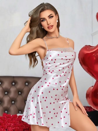 Kadın Beyaz Fuşya Kalp Desenli saten Gecelik 2219 — BEDEN: L/XL, RENK: Beyaz