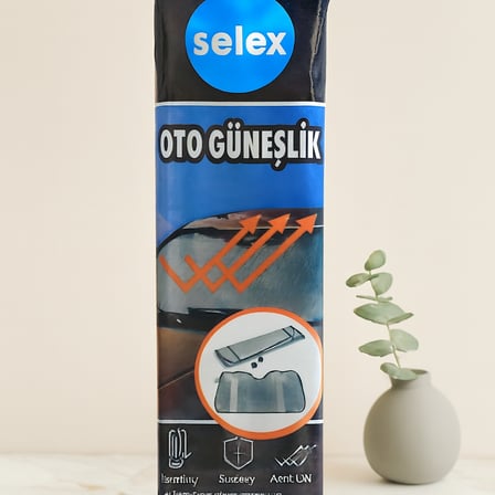 Vantuzlu Oto Güneşlik 130x60 cm (Balonlu Lüks)