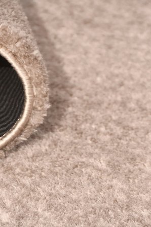 YoudayHomeCollection POLY Peluş Post Şeklinde Halı Model Oturma Odası Halısı