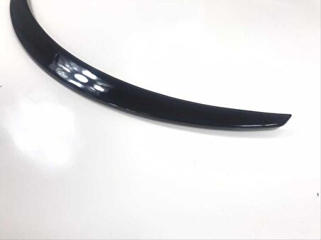 GLC x253 SERISI IÇIN UYUMLU SPOILER PIANO BLACK