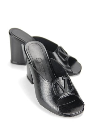 Arvessa Kadın Topuklu Ayakkabı