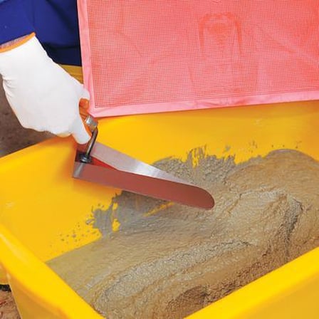 064 Ahşap Saplı Sıvacı Malası 26 cm