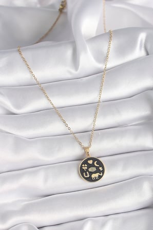 316L Çelik Gold Renk Siyah Şans Kolyesi 5886
