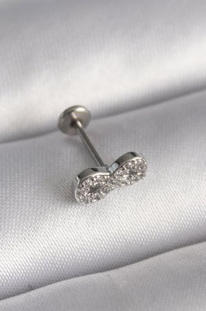 316L Çelik Gümüş Renk Zirkon Taşlı Sonsuzluk Model Tragus Piercing 5886