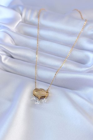 316L Çelik Gold Renk Lotus Model Zirkon Taşlı Kadın Kolye 5886
