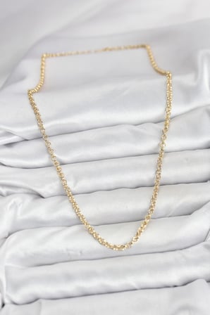 CM Gold Renk Pirinç Halkalı Model Kadın Kolye 5886