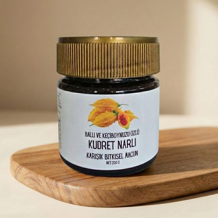 Kudret Narlı Bitkisel Macun 250 g Ballı Keçiboynuzu Özlü Propolis ve Damla Sakızı İçeren Karışım