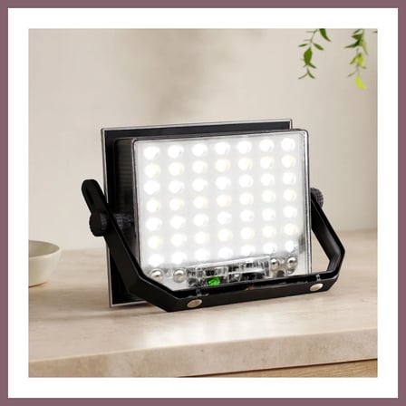 Bezos 200W Güneş Enerjili LED Projektör - Kamp & Dış Mekan BZSS