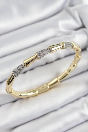 Pirinç Zirkon Taşlı Kemik Model Gold Renk Vip Kadın Bileklik