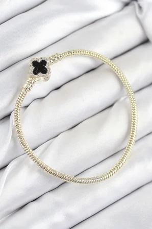 Pirinç Charm Zirkon Taşlı Yonca Model Gold Renk Kadın Bileklik