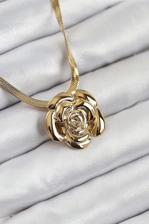 316L Çelik Gül Figürlü İtalyan Zincir Model Gold Renk Kadın Kolye