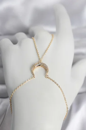 Pirinç Gold Renk Hilal Model Zirkon Taşlı Kadın Şahmeran