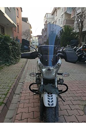 Bajaj V15 Ön Cam 2017-2018 Model İçin 57cm Açıkfüme Renkli  4mm Orta Boylu