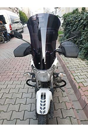 Bajaj V15 Ön Cam 2017-2018 Model İçin 57cm Siyah Renkli  4mm Orta Boylu