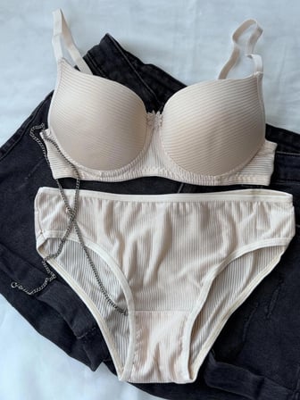 Ebru Fitilli Push-Up Destekli Sütyen Külot Takımı Ten Rengi 95B