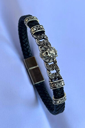 Aslan Figürlü El İşçiliği ile Üretilmiş Hakiki Deri Erkek Bileklik