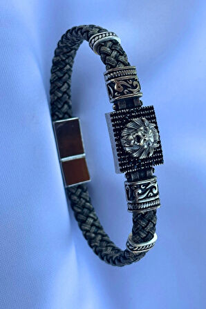 Aslan Dikdörtgen Zirkon Taşlı El İşçiliği ile Üretilmiş Hakiki Deri Erkek Bileklik