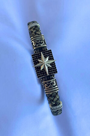 Pusula Dikdörtgen Zirkon Taşlı El İşçiliği ile Üretilmiş Hakiki Deri Erkek Bileklik