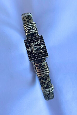 Mızrak Dikdörtgen Zirkon Taşlı El İşçiliği ile Üretilmiş Hakiki Deri Erkek Bileklik