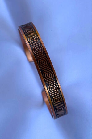 Geometrik Desenli El İşçiliği ile Üretilmiş Unisex Bakır Bileklik