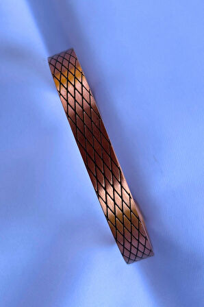 Geometrik Desenli El İşçiliği ile Üretilmiş Unisex Bakır Bileklik