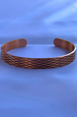 Geometrik Desenli El İşçiliği ile Üretilmiş Unisex Bakır Bileklik