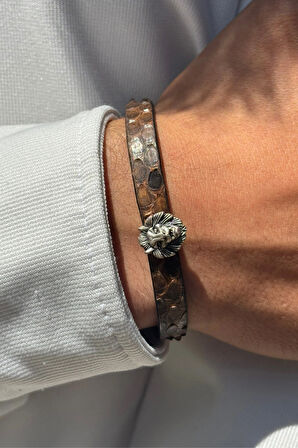 Aslan Kafası El İşçiliği ile Üretilmiş Hakiki Deri Erkek Bileklik