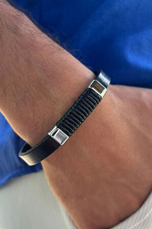 Siyah Burgu Görünümlü El İşçiliği ile Üretilmiş Hakiki Deri Erkek Bileklik