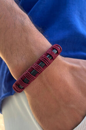 Kırmızı Desenli El İşçiliği ile Üretilmiş Hakiki Deri Erkek Bileklik