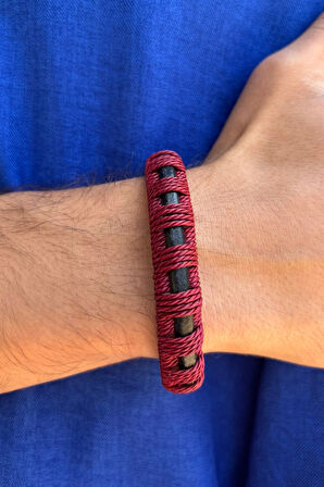 Kırmızı Desenli El İşçiliği ile Üretilmiş Hakiki Deri Erkek Bileklik