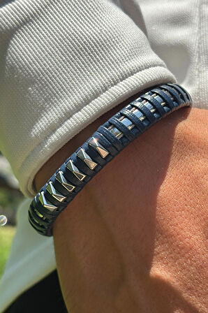 Mavi Çizgili El İşçiliği ile Üretilmiş Hakiki Deri Erkek Bileklik