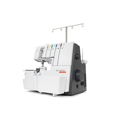 Bernette B44 Overlok Makinesi