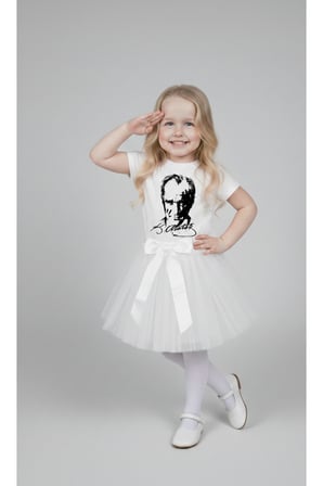 Kız Çocuk 23 Nisan 29 Ekim Gösteri Kıyafeti Kostüm Kısa Kol Atatürk T-shirt Beyaz Tütü Etek Takım
