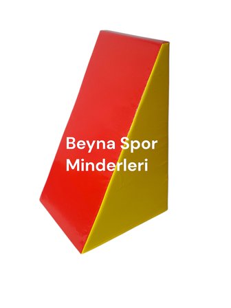Üçgen Minder 60*60*100 Cm