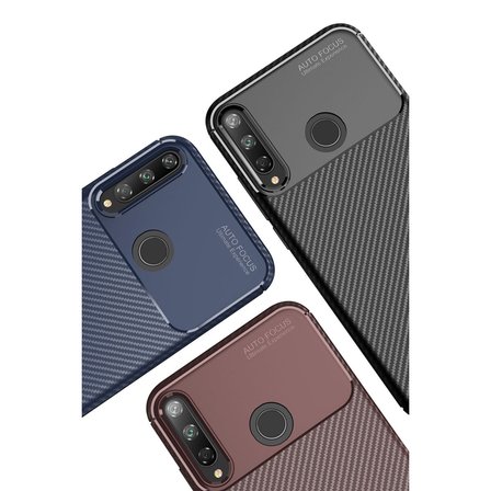 P40 Lite E Kılıf Auto Focus Karbon Kapak - Kahverengi