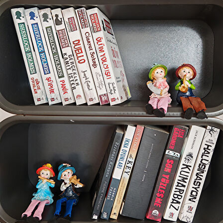 Sallanan Ayaklı Akordeon ve Saksafon Çalan Çocuk Biblosu