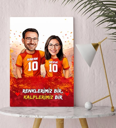 BK Gift Kişiye Özel İsimli Sarı-Kırmızı Sevgili Karikatürlü Kanvas Tablo - Ev Hediyesi, Doğum Günü Hediyesi, Taraftar Hediyesi