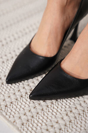 Blade Premium Siyah Kadın Stiletto