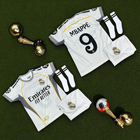 Real Madri’d Mbappe 2025/26 Sezon Çoraplı Futbol Çocuk Forması 3’lü Set