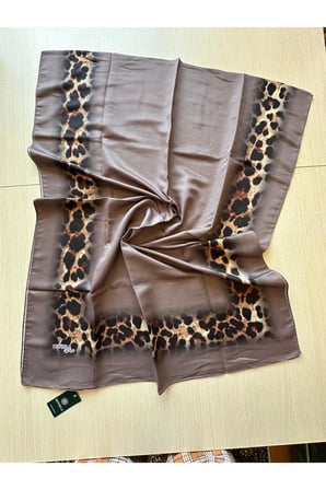 Soft Zarif Leopar Desenli Moda Trend Şal