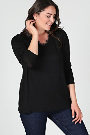 Yaka Dantel Detaylı Uzun Kol Bluz