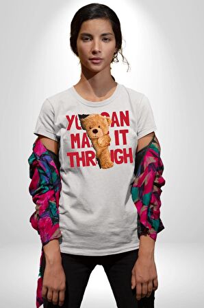 Bunu Alabilirsin Çantadan Çıkan Ayı Kadın Erkek Unisex Beyaz Organik Baskılı T-Shirt Penye Yüksek Kalite