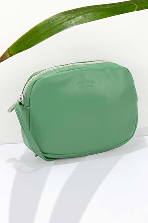 Bambi Yesil  Kadın Postaci Çanta C06171010409