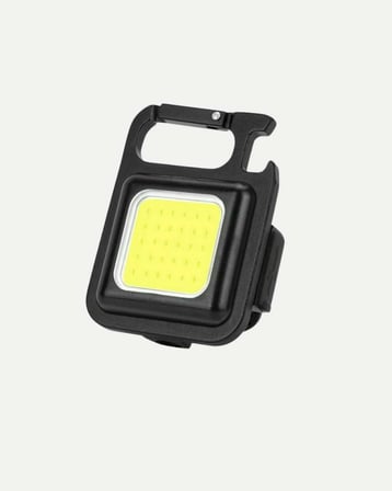 LED Mini Anahtarlık Fener – 1000 Lümen Güçlü Işık ve USB Type-C Şarjlı