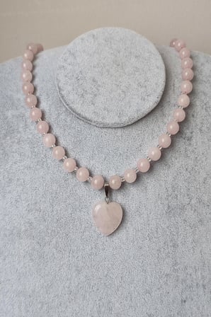 SERTİFİKALI 8 MM PEMBE KUVARS KALP DOĞALTAŞ KOLYE