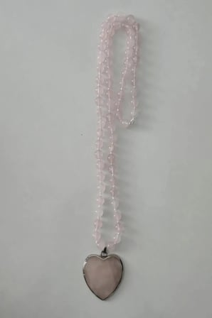 8 MM DÜĞÜMLÜ PEMBE KUVARS KALP DOĞALTAŞ KOLYE