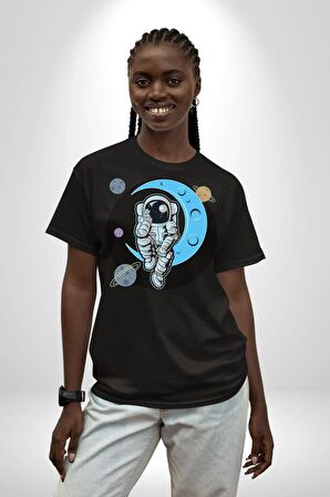 Astronot Uzayda Sıkılmış  Pamuklu Bisiklet Yaka Kadın Erkek Oversize Boyfriend Dijital Baskılı Siyah T-shirt