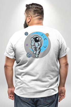 Astronot Uzayda Sıkılmış  Büyük Beden Beyaz Tişört Kadın Erkek Ünisex Sırt Baskılı